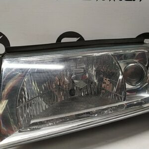 PROIETTORE C/FENDI ALOGENO SX. usato - SKODA OCTAVIA (1U) (05/97>07/04<)