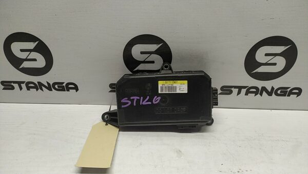 ALZACRISTALLO ELETTR. CON MOTORINO SX usato - FIAT STILO (2C) (09/01>11/03<)