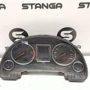 QUADRO STRUMENTI COMPL. usato - AUDI A4 (8E) (10/04>02/08<)