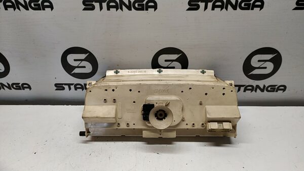 QUADRO STRUMENTI COMPL. usato - VOLKSWAGEN PASSAT 1/2/3/4 - immagine 2