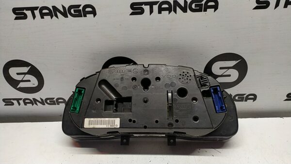 QUADRO STRUMENTI COMPL. usato - VOLKSWAGEN PASSAT (3B) (10/00>03/06<) - immagine 2