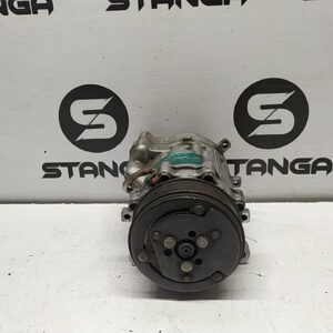 COMPRESSORE A/C usato - VOLKSWAGEN POLO (9N) (10/01>03/05<)