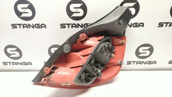 FANALE POST. SX. usato - RENAULT CLIO 3A SERIE (07/05>05/09<) - immagine 2