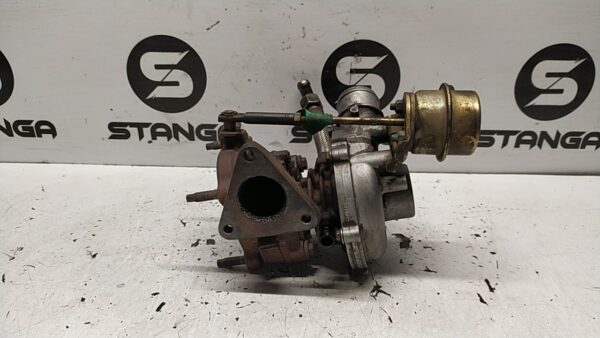 TURBOCOMPRESSORE C/COLLETTORE SCARICO usato - VOLKSWAGEN POLO (9N) (10/01>03/05<) - immagine 2