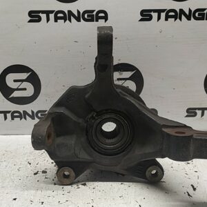 MONTANTE SOSP. ANT. T.3V613233< SX. usato - OPEL VIVARO (X83) (10/04>09/06<)