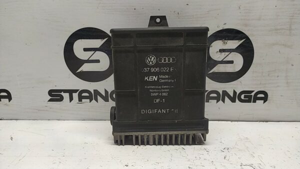 CENTRALINA ECU usato - VOLKSWAGEN GOLF 1 SERIE