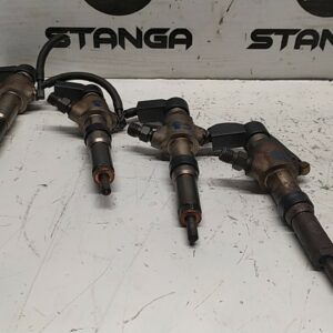 INIETTORE DIESEL usato - CITROEN C3 1A SERIE (02/02>12/05<)