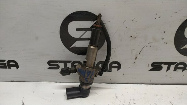 INIETTORE DIESEL usato - CITROEN C3 1A SERIE (02/02>12/05<)