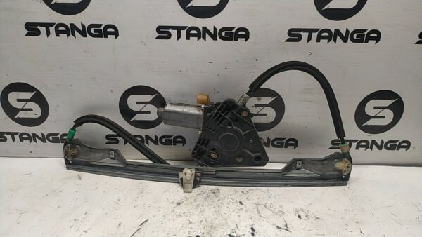 ALZACRISTALLO ELETTR. PORTA ANT. CON SX. usato - RENAULT CLIO 2A SERIE (04/98>04/01<) - immagine 2