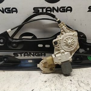 ALZACRISTALLO ELETTR. PORTA ANT. DX. usato - BMW SERIE 3 (E90/E91) (02/05>12/11