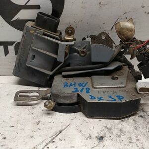 SERRATURA PORTA ANT. DX. usato - BMW SERIE 3 (E36) COMPACT (04/94>0