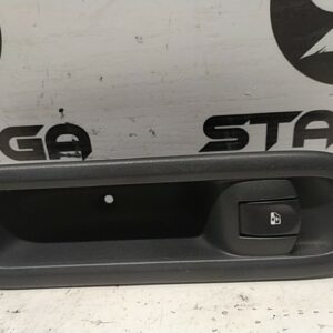 INTERRUTTORE ALZACRISTALLI PORTA ANT DX. usato - RENAULT CLIO 3A SERIE (07/05>05/09<)