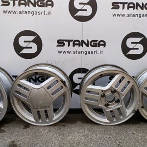CERCHI IN LEGA 14" usato - OPEL CORSA 1 SERIE