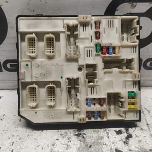 SCATOLA FUSIBILI usato - RENAULT KANGOO FURGONE (04/13>)