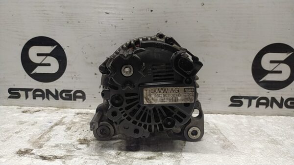 ALTERNATORE VALEO 110AMP ROTAZ. usato - VOLKSWAGEN GOLF PLUS (5M) (01/05>04/09<) - immagine 2