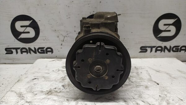 COMPRESSORE A/C usato - VOLKSWAGEN POLO (9N) (10/01>03/05<)