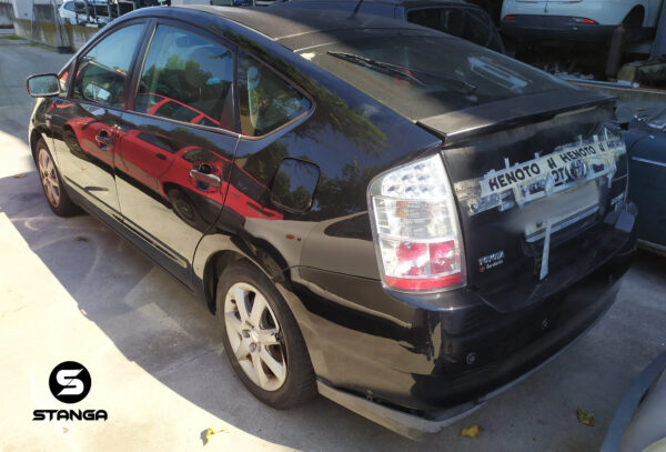 TOYOTA PRIUS 1.5i 16V PER RICAMBI - USATO - immagine 2