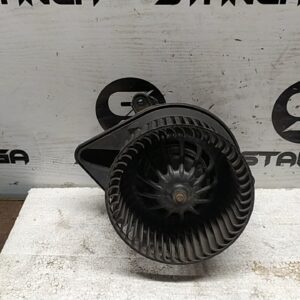 MOTORINO VENTILAZIONE ABITACOLO A 4 DX. usato - FIAT SCUDO (PL) (02/96>12/03<)