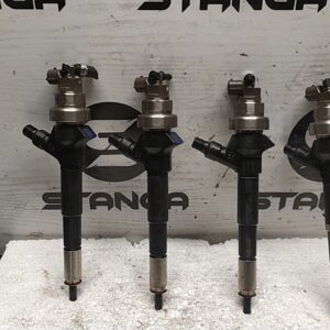 INIETTORE DIESEL usato - OPEL ASTRA (P10) (10/09>06/18<)