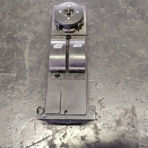 BLOCCO COMANDI ALZACRISTALLI usato - FORD FOCUS (CAP) (11/04>06/08<)